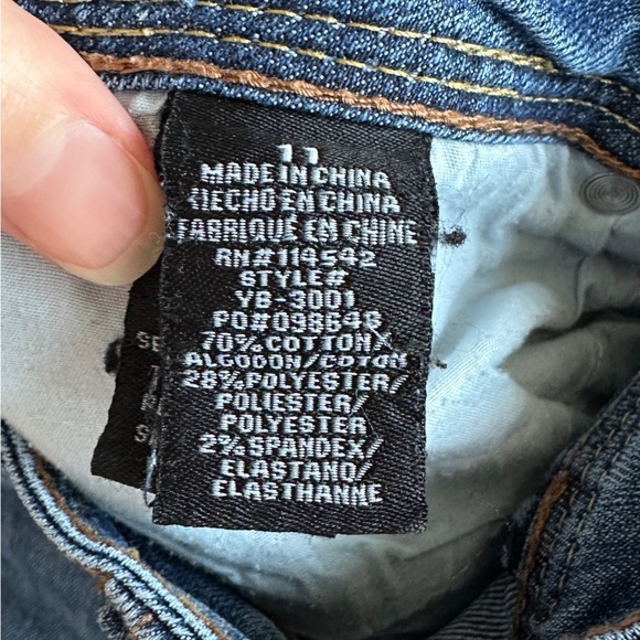 Dollhouse Charley Women's Distressed Blue Jeans, Size 11 - Picture 16 of 16